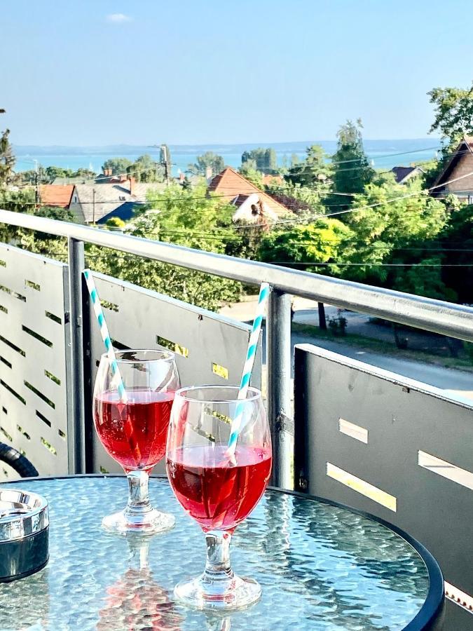 Azur Panorama Apartman Alsóörs Eksteriør bilde