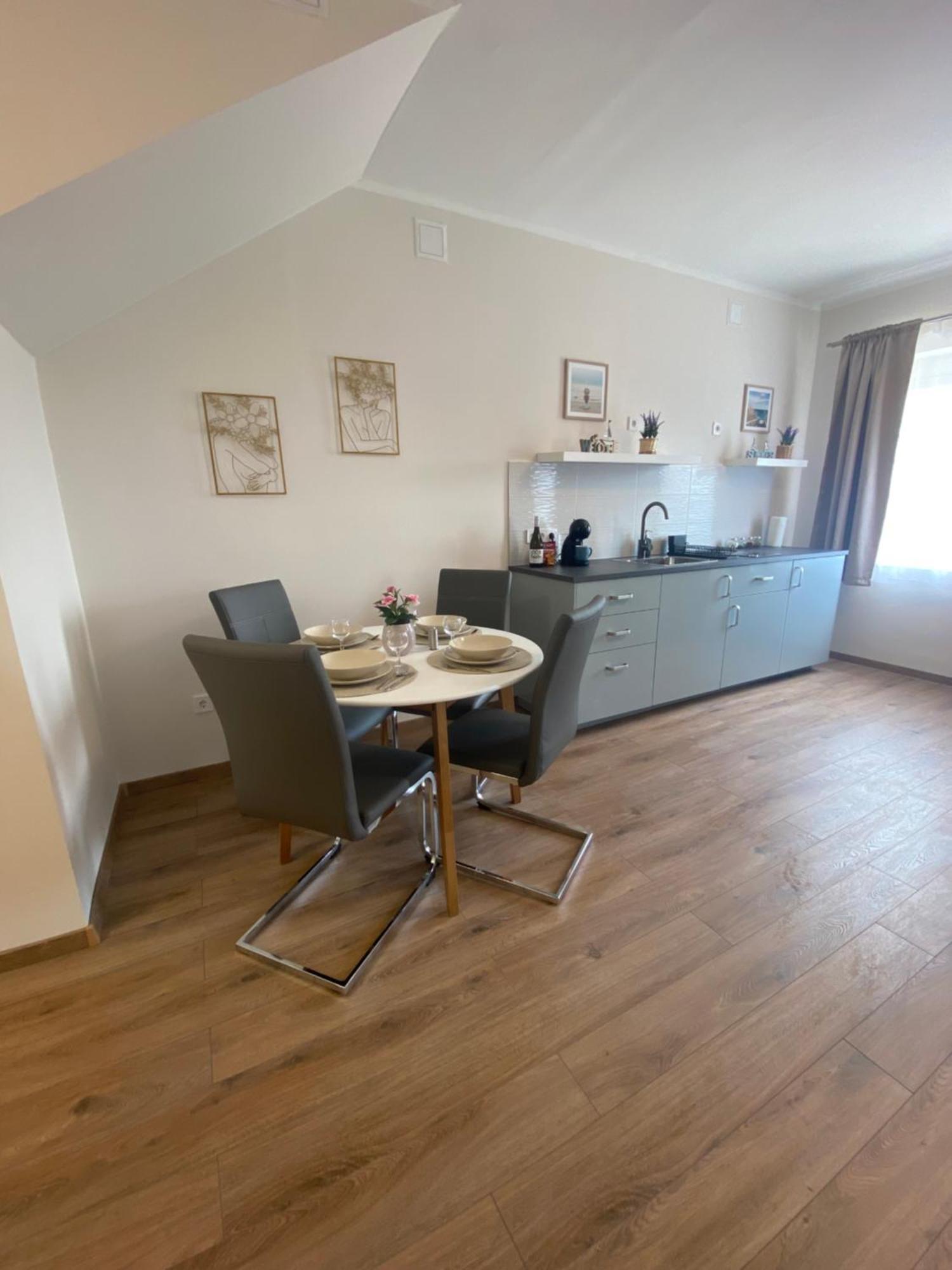 Azur Panorama Apartman Alsóörs Eksteriør bilde