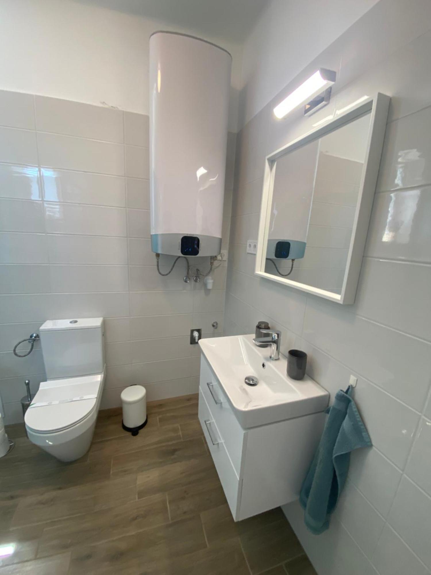Azur Panorama Apartman Alsóörs Eksteriør bilde
