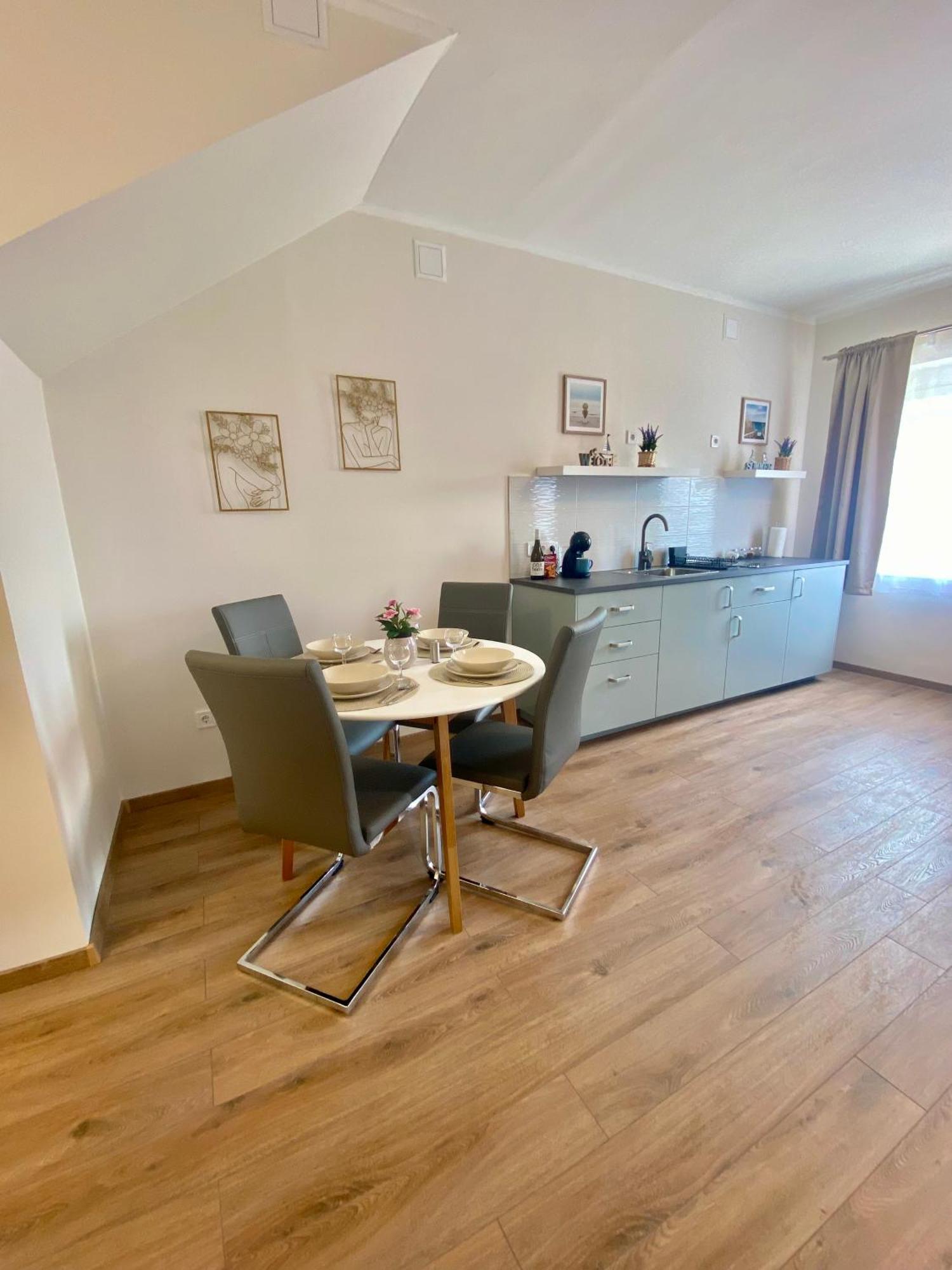 Azur Panorama Apartman Alsóörs Eksteriør bilde